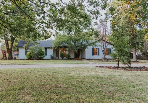 312 Perkins Rd, Krugerville, TX, 76227-9681 | Card Image