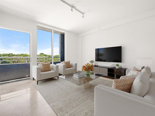 506-3250 Grand Ave, Miami, FL, 33133 | Card Image