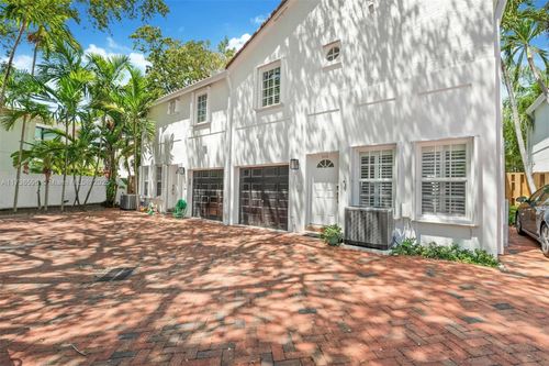 9-3172 Virginia Street, Coconut Grove, FL, 33133 | Card Image