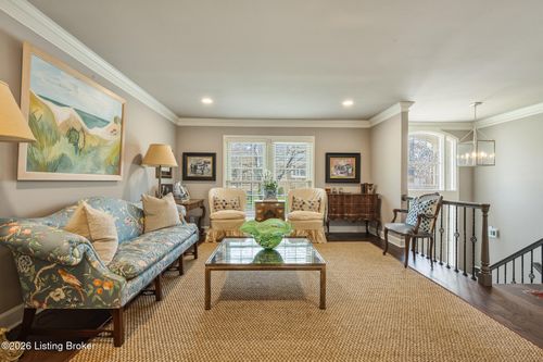 1202 Wellington Pl, Louisville, KY, 40207-2239 | Card Image