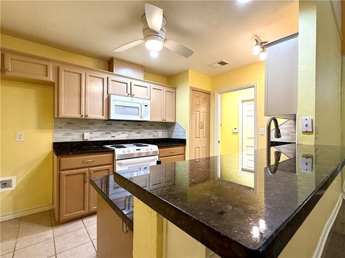 5-6653 Downing St, Corpus Christi, TX, 78414-3554 | Card Image