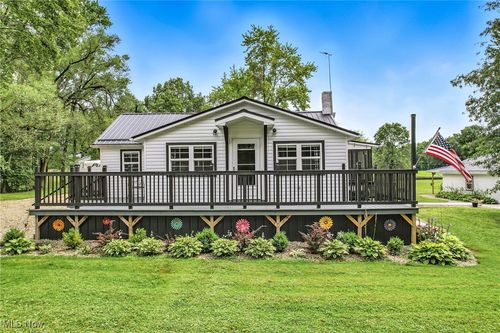 16715 W Western Reserve Rd, Berlin Center, OH, 44401-9705 | Card Image