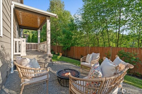 1508 71st Ave Se, Lake Stevens, WA, 98258-3606 | Card Image