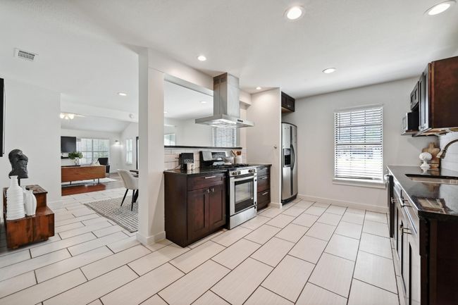 4607 S Forest Dr, House other with 4 bedrooms, 2 bathrooms and 2 parking in Austin TX | Image 9