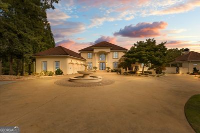 205 Arbor Springs Parkway, House other with 6 bedrooms, 7 bathrooms and 3 parking in Newnan GA | Image 2