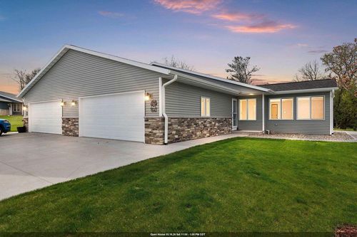 1642 Balsam Court, Shawano, WI, 54166 | Card Image