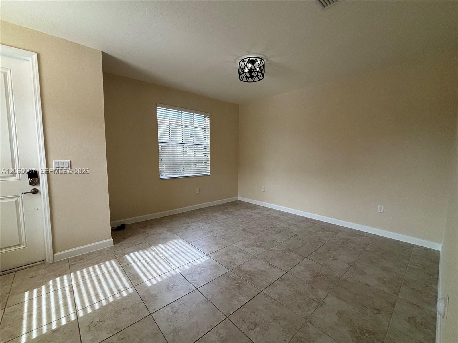 Residential Lease in Miami 4
