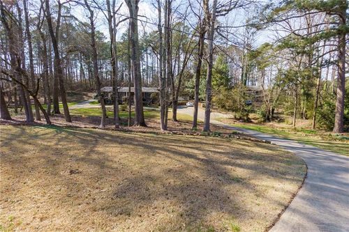 5075 Deen Rd, Marietta, GA, 30066-1059 | Card Image