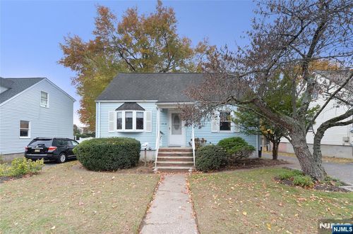 19-10 Saddle River Rd, Fair Lawn, NJ, 07410-5910 | Card Image