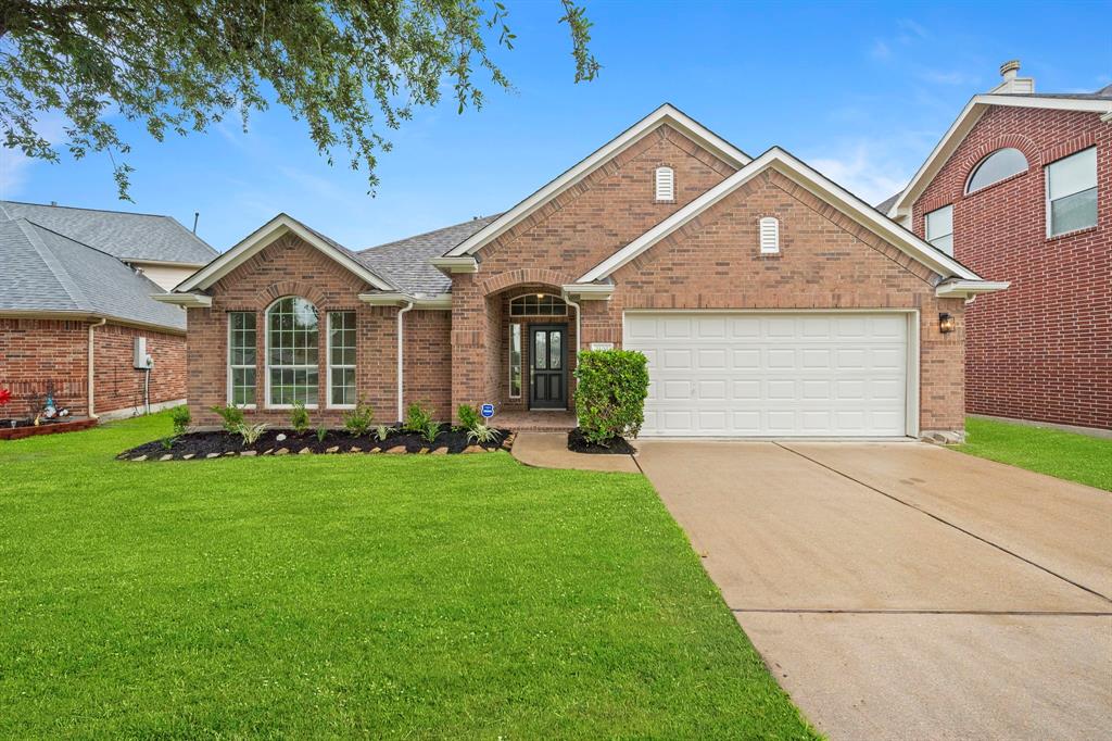 Sugar Hill Dr, Deer Park, TX 77536