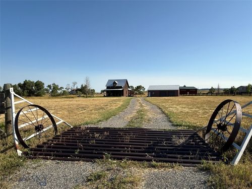 185 Howie, Big Timber, MT, 59011 | Card Image