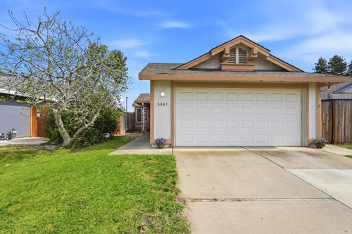 8041 Healy Ct, Sacramento, CA, 95828-5866 | Card Image