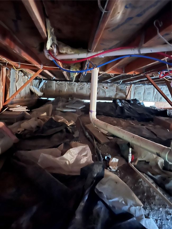 crawlspace below home | Image 64
