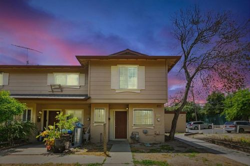 985 Bellhurst Ave, San Jose, CA, 95122-3102 | Card Image