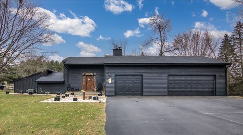 4382 462nd Ave, Menomonie, WI, 54751-5460 | Card Image