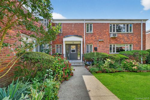 apt-d-72 Lawrence Ct, White Plains, NY, 10603-1514 | Card Image