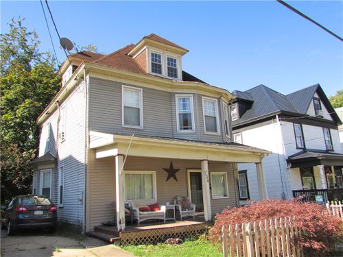 736 Taylor Ave, Avalon, PA, 15202 | Card Image