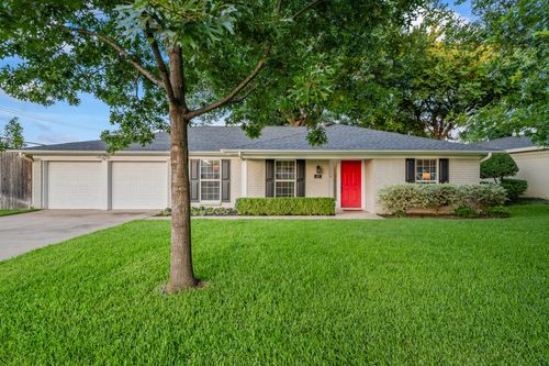 1432 Foothill Dr, Hurst, TX, 76053-3862 | Card Image
