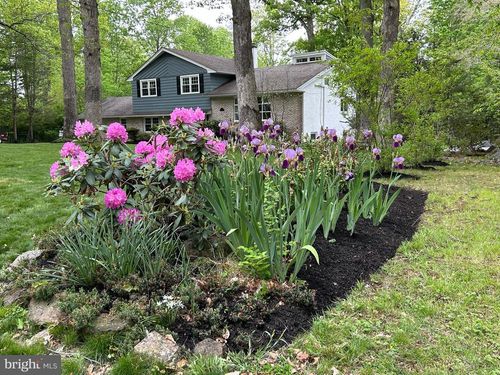 90 Buttonwood Ln, DOYLESTOWN, PA, 18901-2206 | Card Image