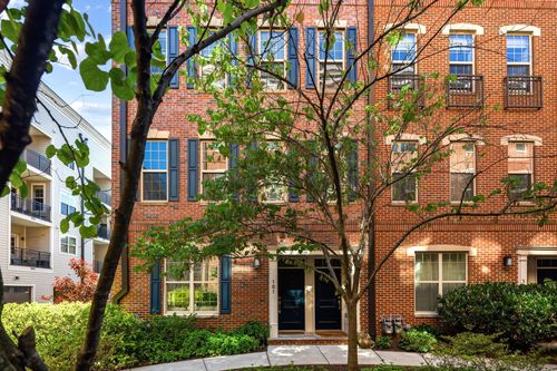 101 Brinley Ct, PHILADELPHIA, PA, 19146-1051 | Card Image