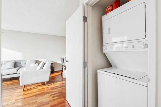 APT-1502 - 800 Elgin Rd, Condo with 2 bedrooms, 2 bathrooms and 1 parking in Evanston IL | Image 14