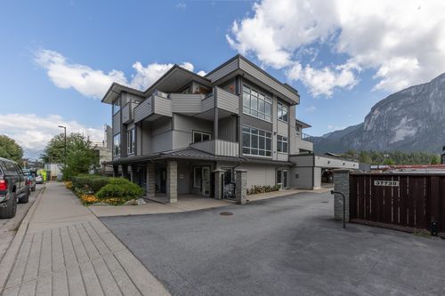 37738 Third Ave, Squamish, BC, V8B1C3 | Card Image