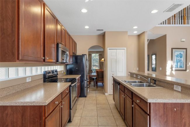 9244 Pecky Cypress Way, House other with 5 bedrooms, 4 bathrooms and null parking in ORLANDO FL | Image 15
