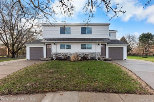 22174 Brookfield Dr, South Lyon, MI, 48178-1593 | Card Image