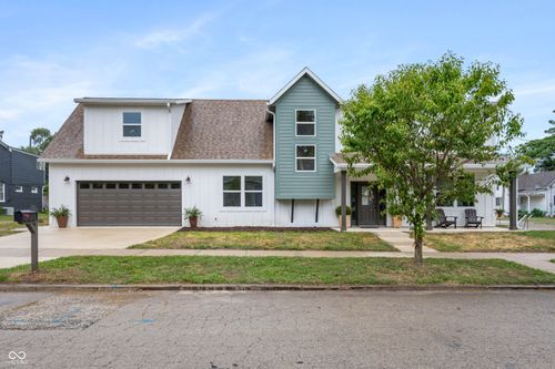 32 Douglas St, Greenfield, IN, 46140-1601 | Card Image