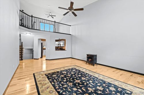 62-9418 Rayna Dr, Davison, MI, 48423-1745 | Card Image