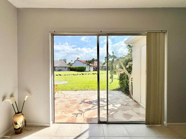 8840 Belle Aire Drive, Home with 2 bedrooms, 2 bathrooms and null parking in Boca Raton FL | Image 15