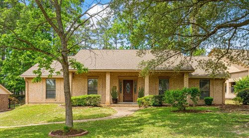 105 Greenbriar Dr, Montgomery, TX, 77356-5876 | Card Image