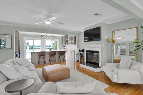 501 Channel Dr N, Wrightsville Beach, NC, 28480-2727 | Card Image