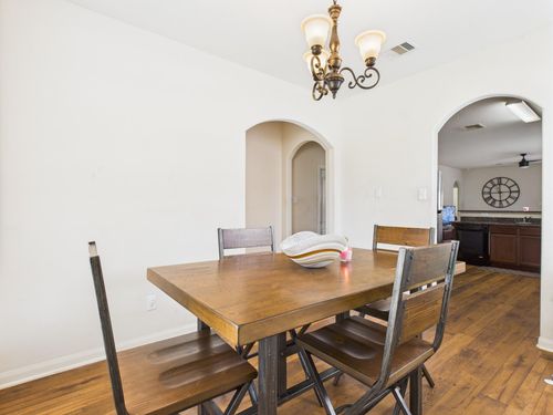 9439 Amethyst Glen Dr, Rosharon, TX, 77583-2585 | Card Image