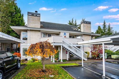 unit-d204-9210 Market Pl, Lake Stevens, WA, 98258-3376 | Card Image