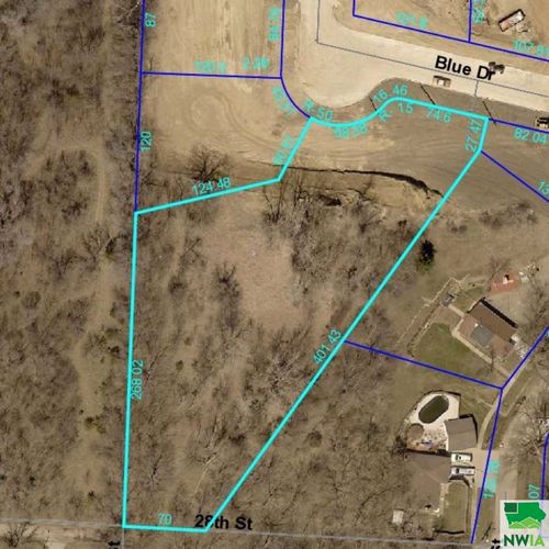 2100-02 Blue Dr, Sioux City, IA, 51104 | Card Image
