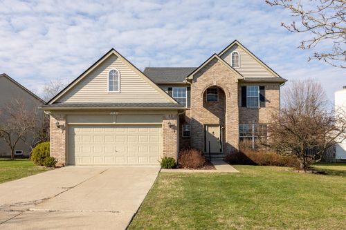 3589 Fieldcrest Ln, Ypsilanti, MI, 48197-6821 | Card Image
