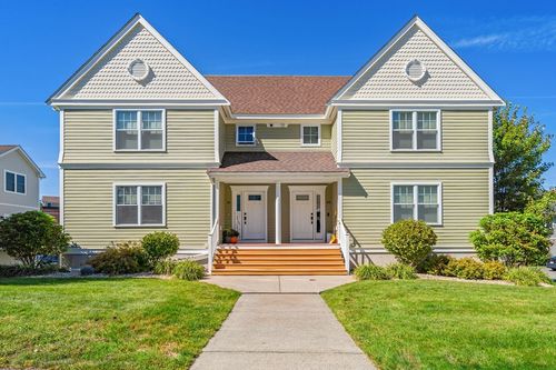 78-78 Oak St, Clinton, MA, 01510-3709 | Card Image