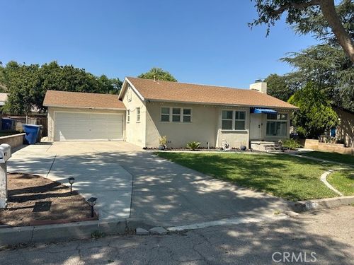 734 Lee Dr, San Bernardino, CA, 92405-2045 | Card Image