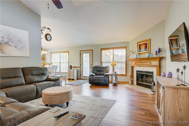 1475 Cedar Ln Nw, Home with 3 bedrooms, 3 bathrooms and null parking in Corydon IN | Image 6