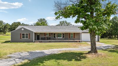 32970 W 221st Street S, House other with 4 bedrooms, 2 bathrooms and null parking in Bristow OK | Image 1