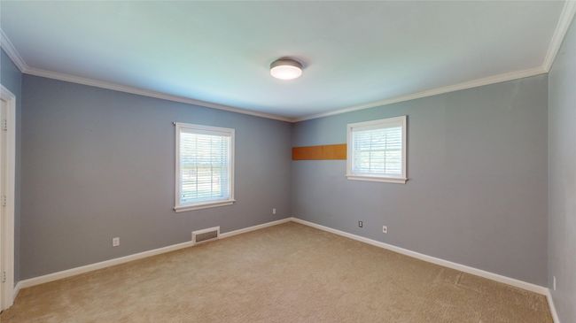 7218 S Janmar Dr, House other with 4 bedrooms, 3 bathrooms and null parking in Dallas TX | Image 11