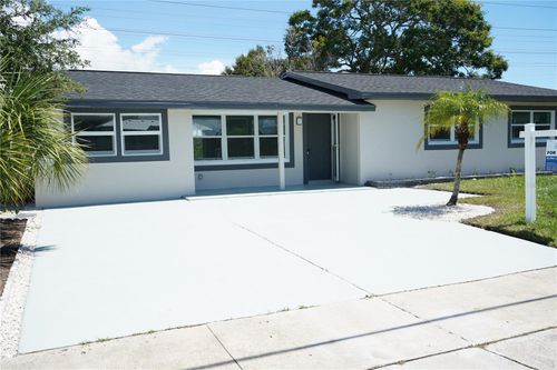 311 Country Club Dr, OLDSMAR, FL, 34677-3901 | Card Image