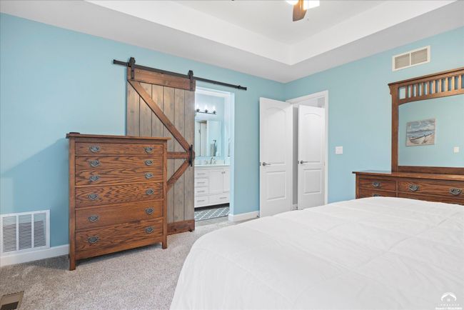11096 43 Rd St, Home with 3 bedrooms, 3 bathrooms and null parking in Perry KS | Image 23