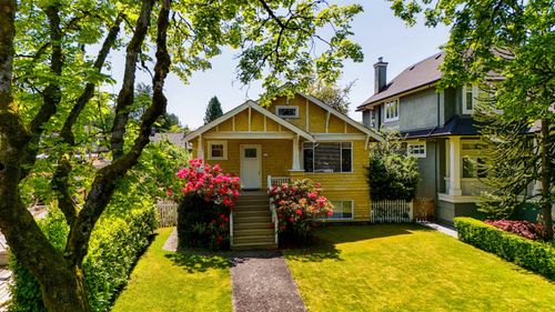 3136 W 11th Ave, Vancouver, BC, V6K2M7 | Card Image