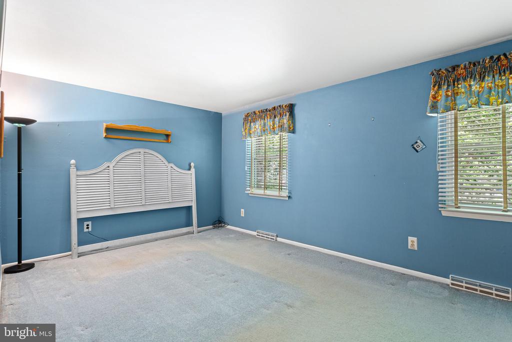 Residential in LINDENWOLD 3