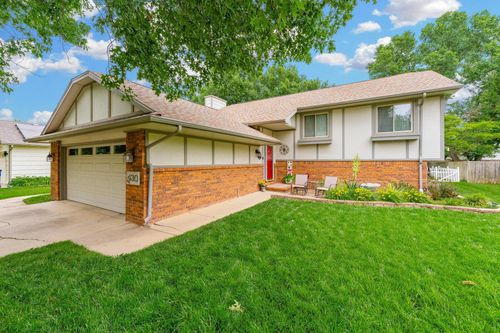430 N Pine Grove Cir, Wichita, KS, 67212-5154 | Card Image