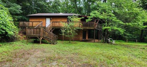 5004 Myers Rd, Granite Falls, NC, 28630-8635 | Card Image