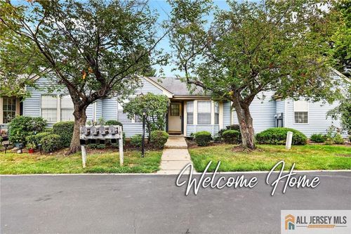 b-4 James Madison Ct, Monroe, NJ, 08831-5445 | Card Image