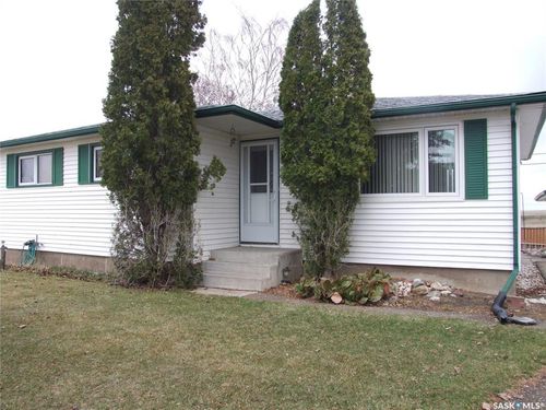 424 Pacific Dr, Burstall, SK, S0N0E5 | Card Image